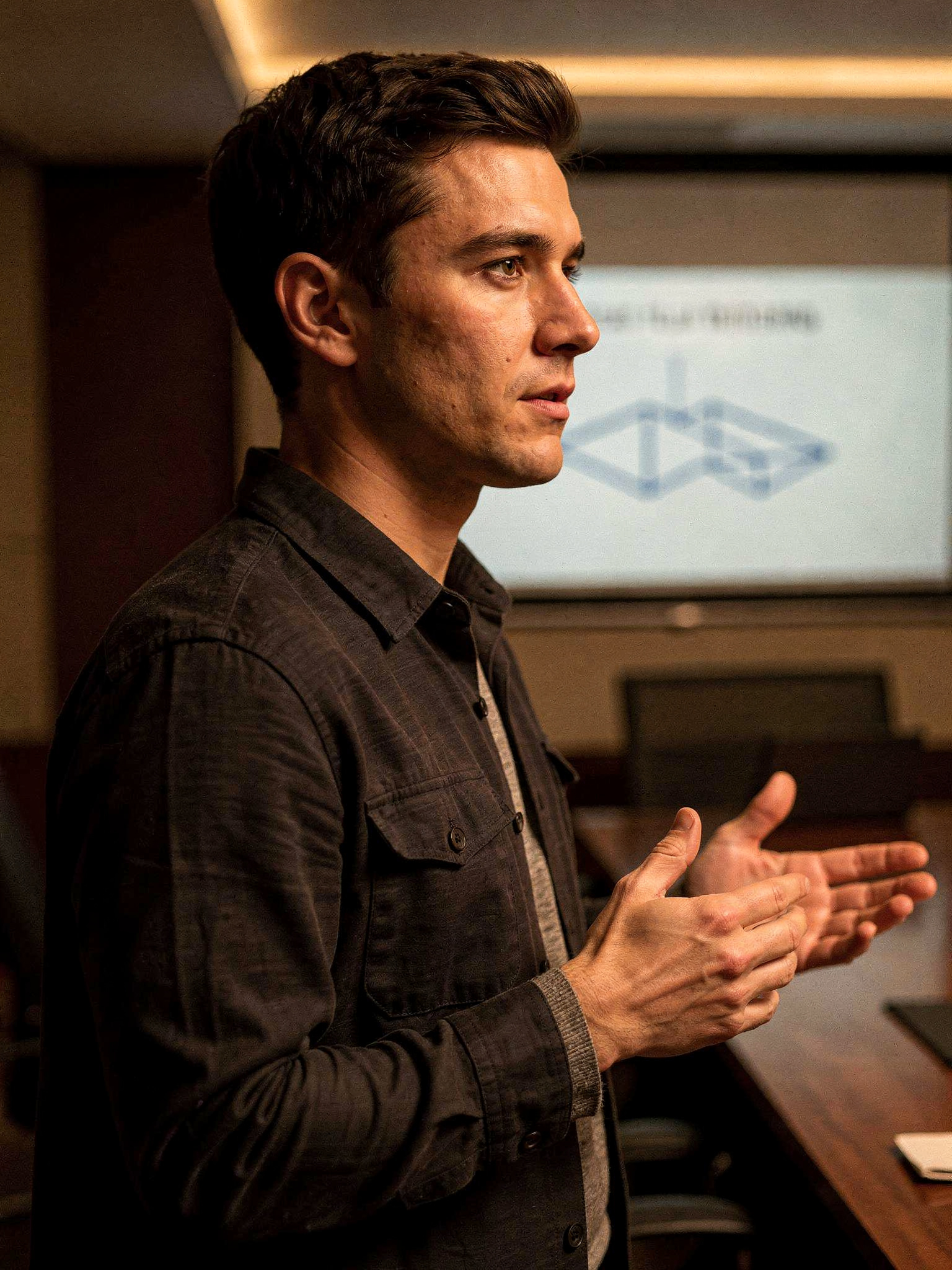 Callum Rook presenting at a Counterplane Awakening research salon